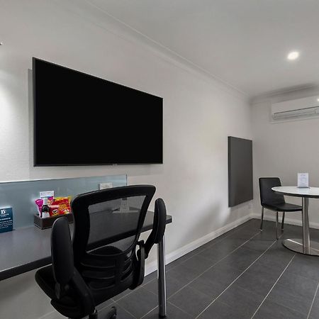 Bluegum Dubbo (Adults Only) Motel Ruang foto