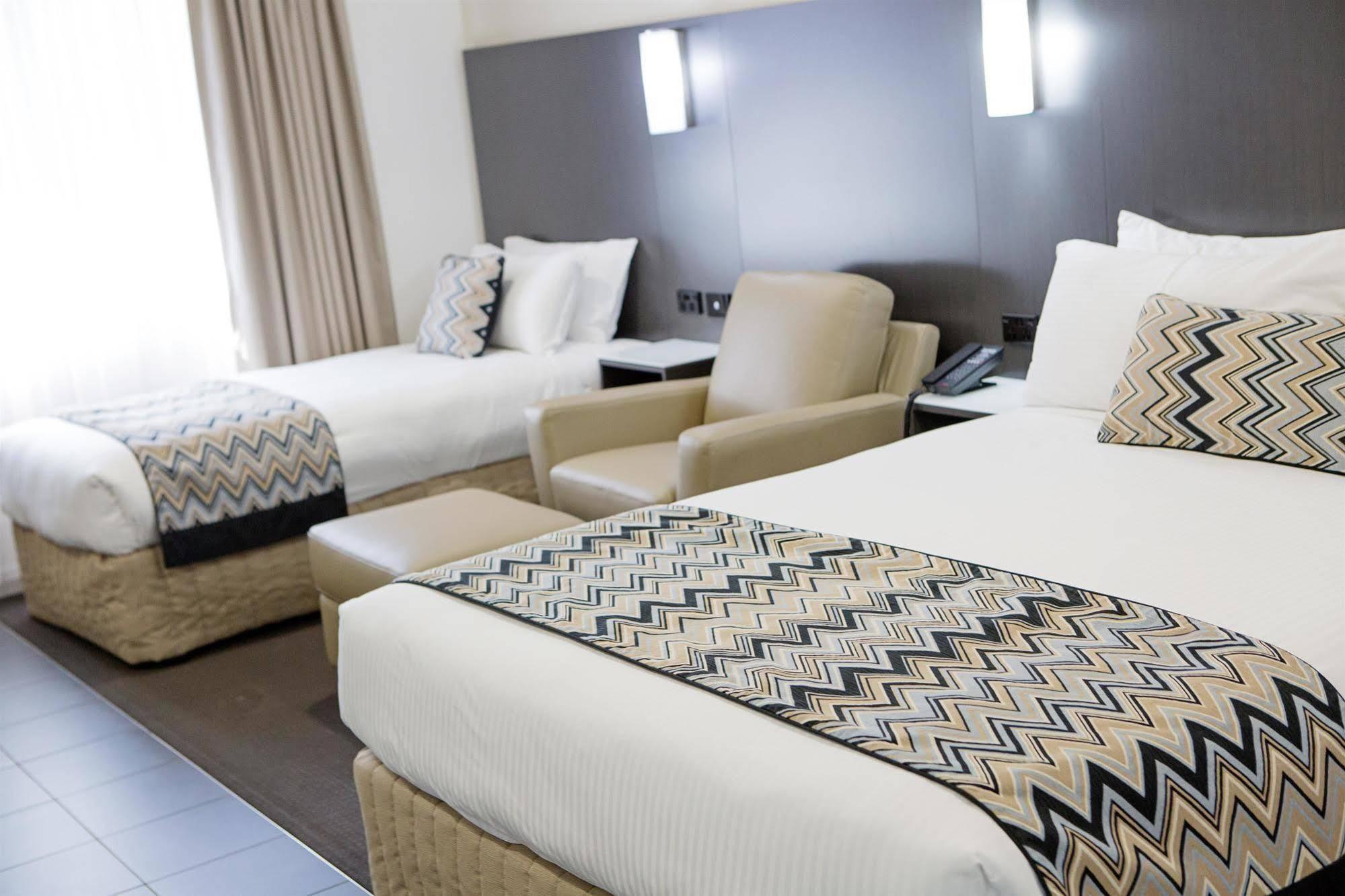 Bluegum Dubbo (Adults Only) Motel Bagian luar foto