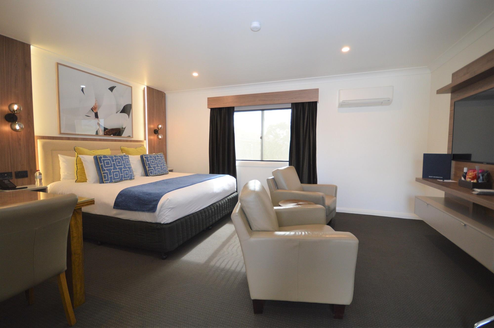 Bluegum Dubbo (Adults Only) Motel Bagian luar foto