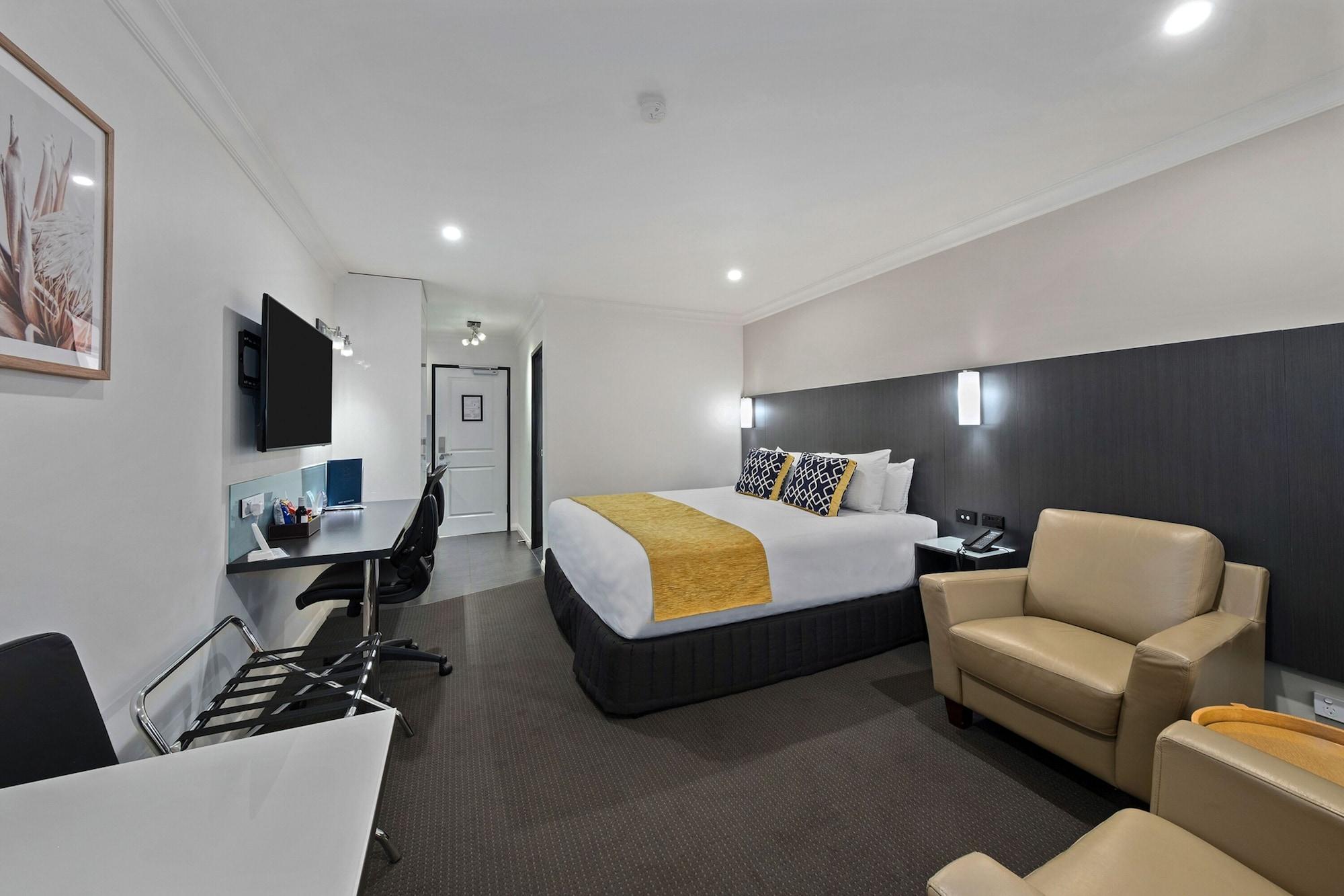 Bluegum Dubbo (Adults Only) Motel Bagian luar foto