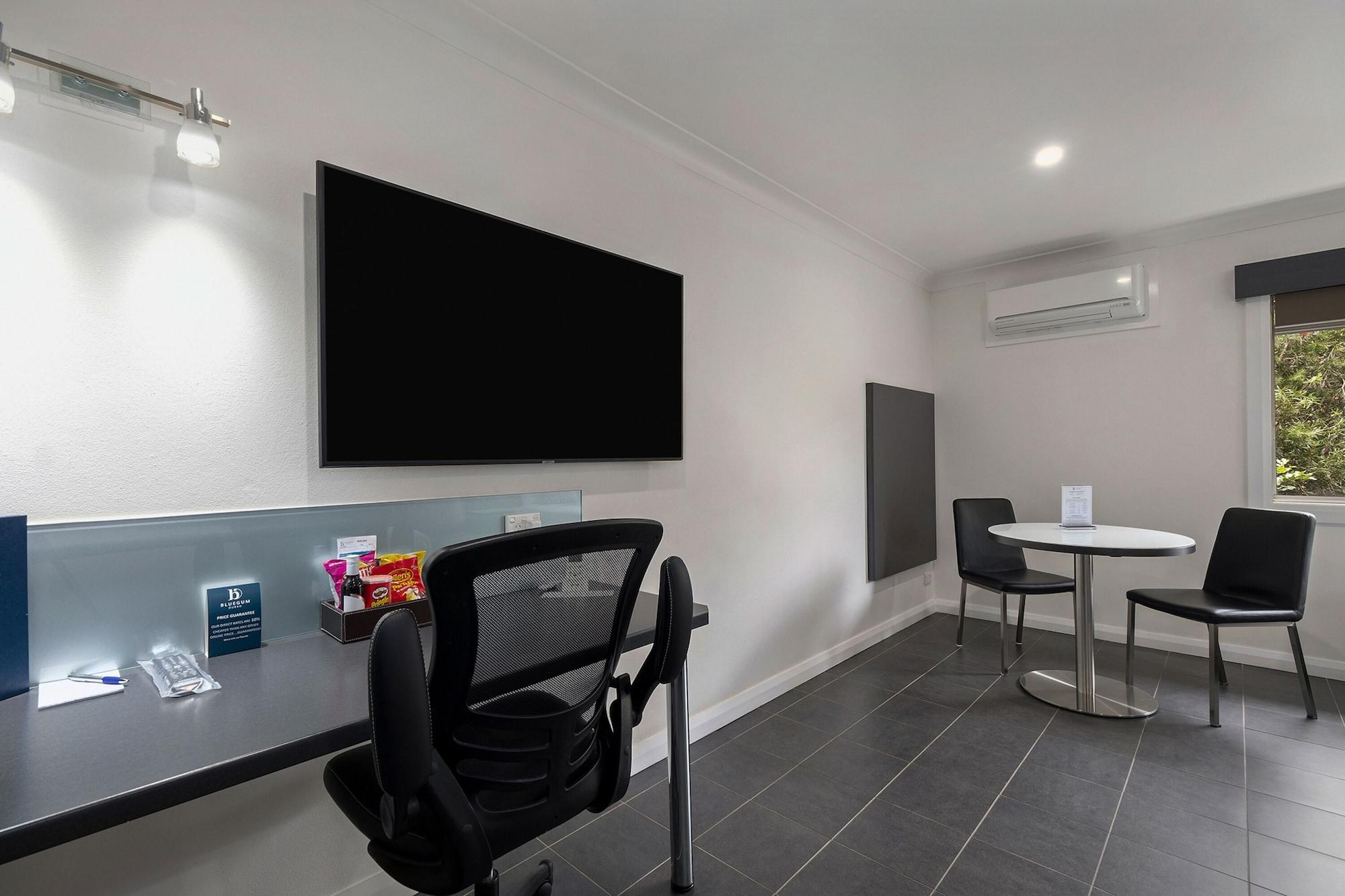 Bluegum Dubbo (Adults Only) Motel Bagian luar foto